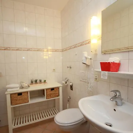 Cafe Schneidewind Konukevi Bad Pyrmont