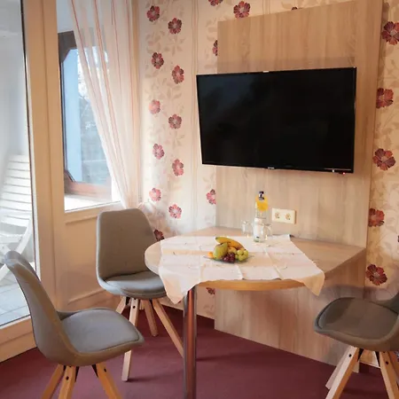 Konukevi Cafe Schneidewind