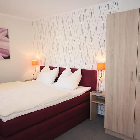 בית הארחה Cafe Schneidewind 4*