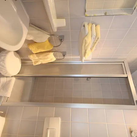 Konukevi Cafe Schneidewind