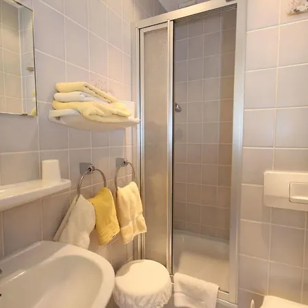 Konukevi Cafe Schneidewind