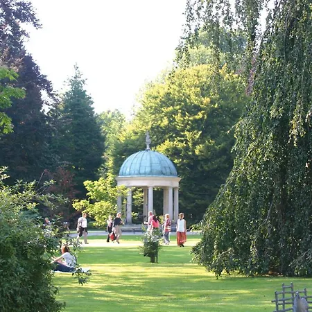 Cafe Schneidewind Konukevi Bad Pyrmont