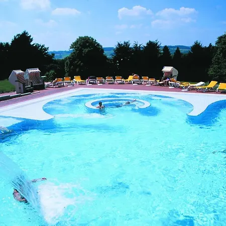 Cafe Schneidewind בית הארחה