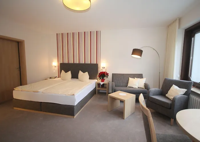 Cafe Schneidewind Guest house 4*